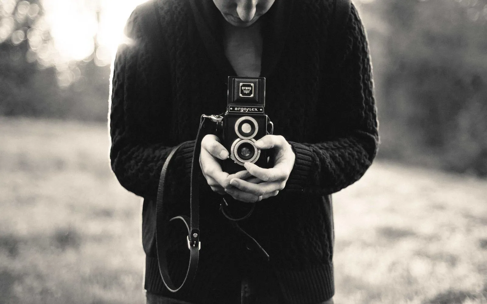 Canon R8 Charger